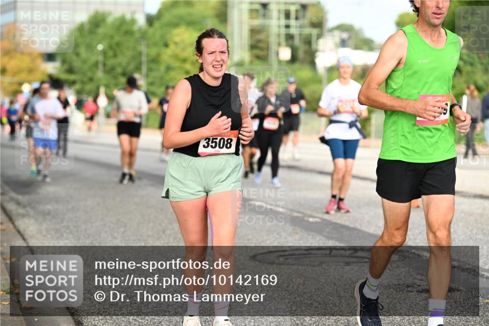 06.09.2026 - CURREX Alsterlauf Dr. Thomas Lammeyer http://msf.ph/oto/10142169 06.09.2026 10:11:34 Laufen 3508 meine-sportfotos.de