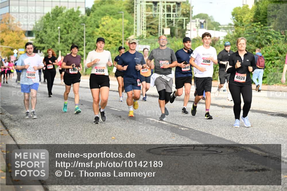 06.09.2026 - CURREX Alsterlauf Dr. Thomas Lammeyer http://msf.ph/oto/10142189 06.09.2026 10:11:37 Laufen 5859, 6058, 4435, 2408, 34, 4056, 645, 3260, 4028 meine-sportfotos.de
