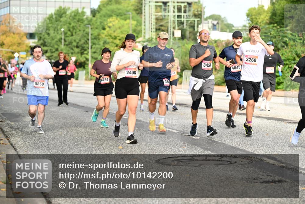 06.09.2026 - CURREX Alsterlauf Dr. Thomas Lammeyer http://msf.ph/oto/10142200 06.09.2026 10:11:38 Laufen 5859, 455, 2408, 464, 056, 3454, 4645, 3260, 4320 meine-sportfotos.de