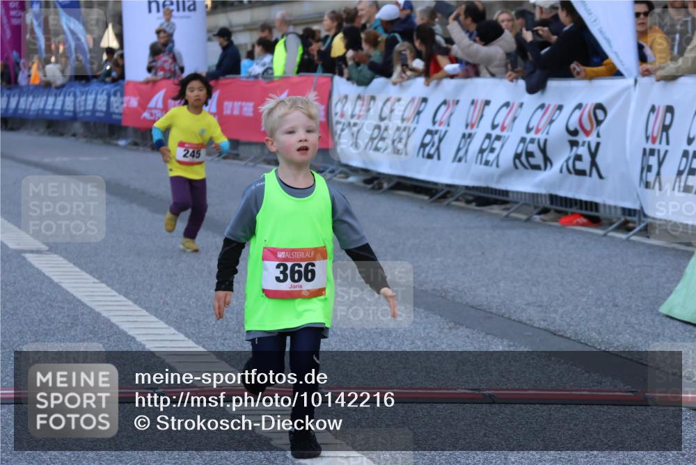 06.09.2026 - CURREX Alsterlauf Strokosch-Dieckow http://msf.ph/oto/10142216 06.09.2026 10:55:51 Ziel 245, 366, 395, 410 meine-sportfotos.de