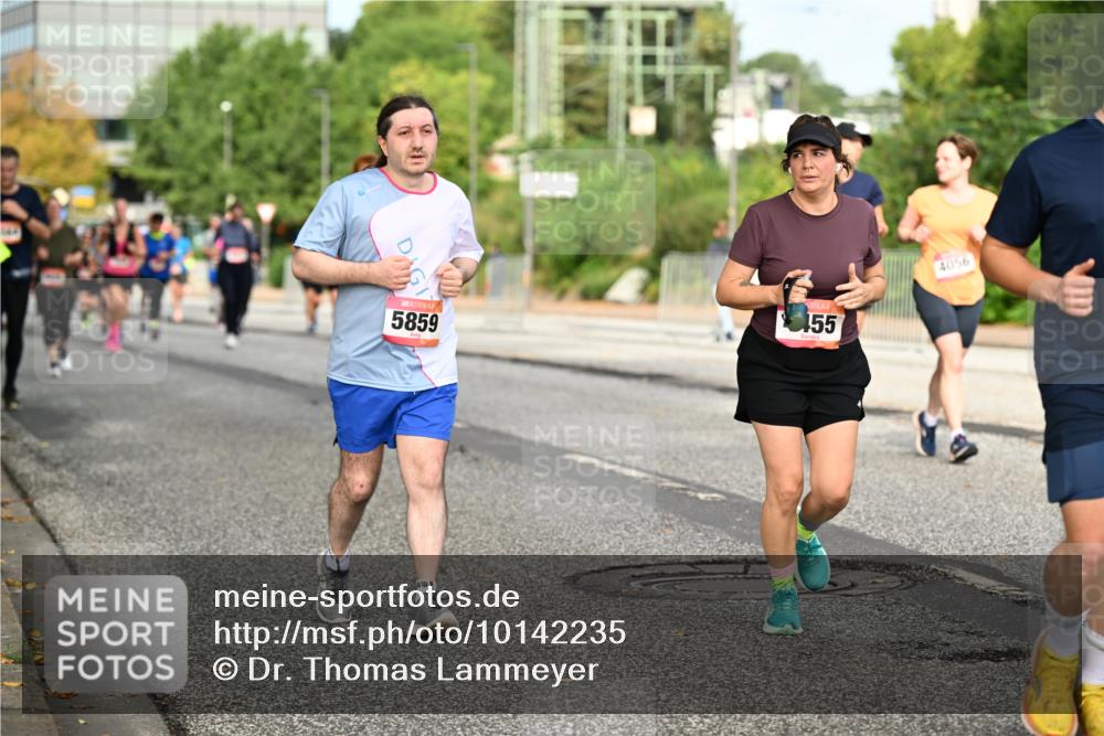 06.09.2026 - CURREX Alsterlauf Dr. Thomas Lammeyer http://msf.ph/oto/10142235 06.09.2026 10:11:41 Laufen 5859, 155, 4056 meine-sportfotos.de