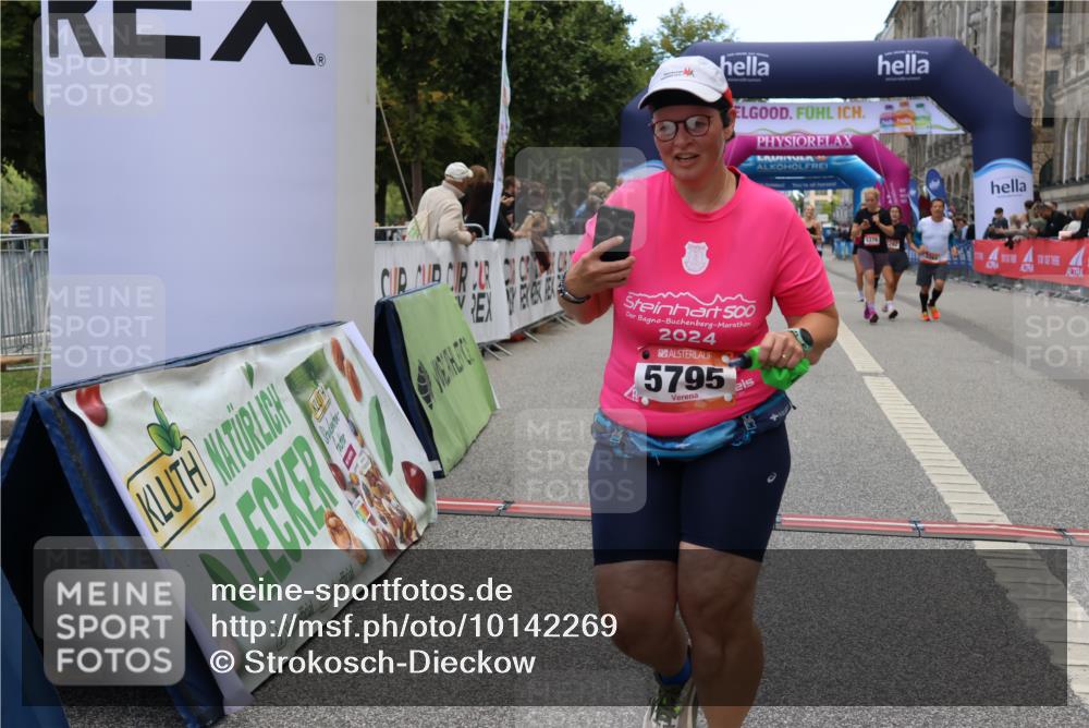 06.09.2026 - CURREX Alsterlauf Strokosch-Dieckow http://msf.ph/oto/10142269 06.09.2026 10:19:28 Ziel 2292, 2293, 2819, 3669, 3713, 4665, 5376, 5422, 5426, 5427, 5788, 5795 meine-sportfotos.de