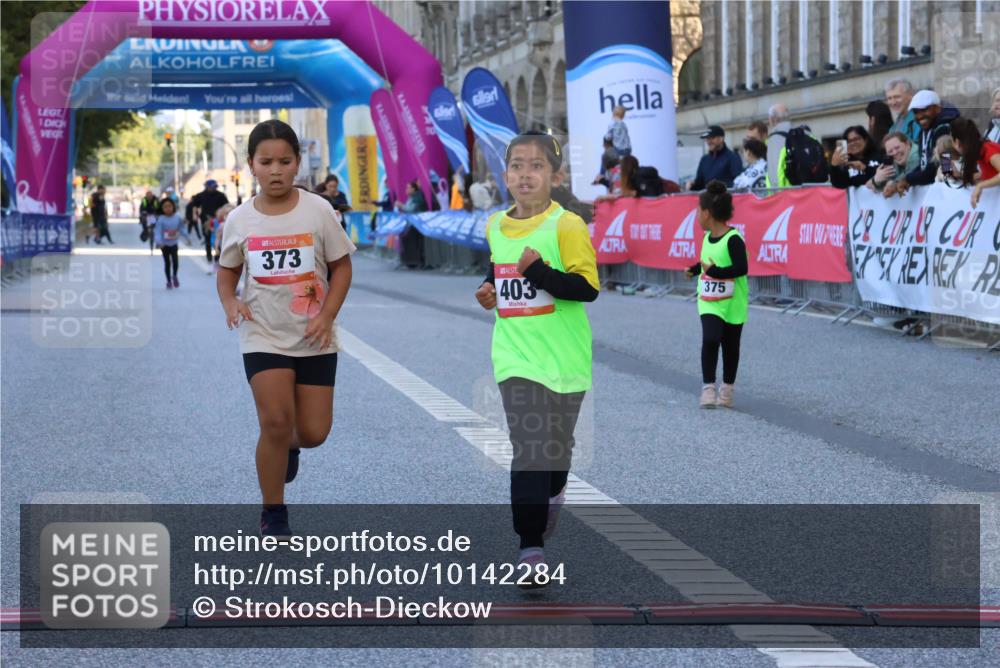 06.09.2026 - CURREX Alsterlauf Strokosch-Dieckow http://msf.ph/oto/10142284 06.09.2026 10:55:59 Ziel 245, 331, 373, 375, 395, 403 meine-sportfotos.de