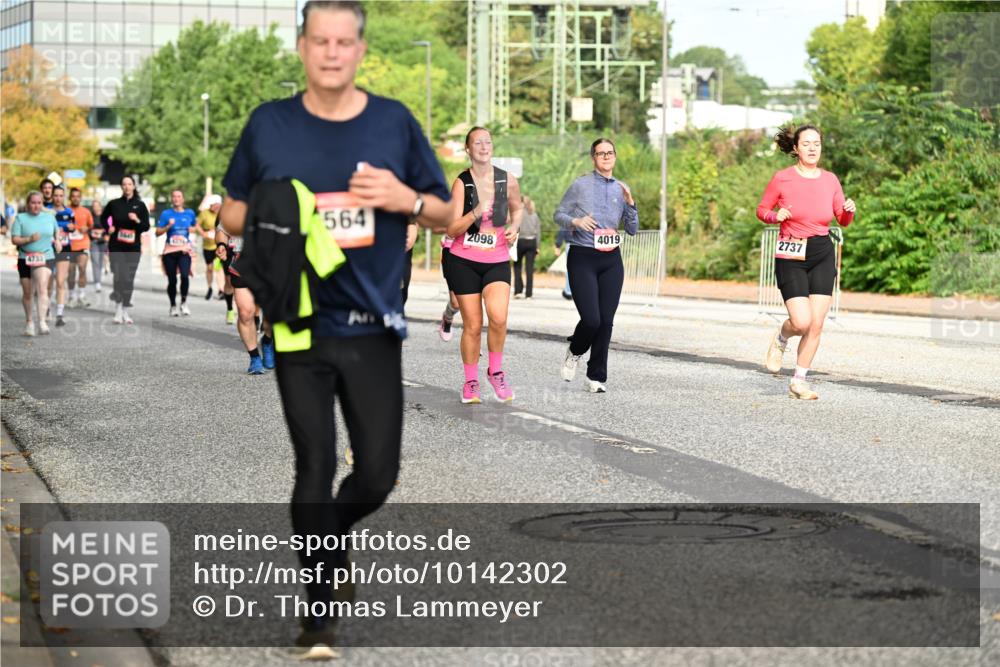 06.09.2026 - CURREX Alsterlauf Dr. Thomas Lammeyer http://msf.ph/oto/10142302 06.09.2026 10:11:48 Laufen 564, 2098, 4019, 2737, 4733 meine-sportfotos.de