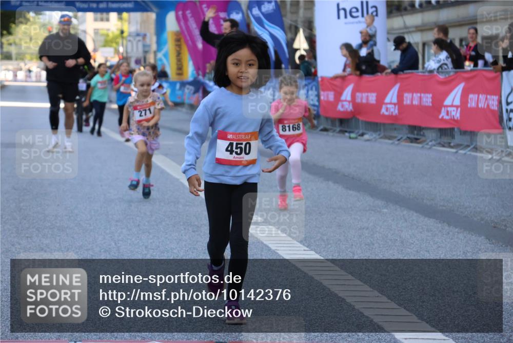 06.09.2026 - CURREX Alsterlauf Strokosch-Dieckow http://msf.ph/oto/10142376 06.09.2026 10:56:15 Ziel 152, 271, 450, 8168 meine-sportfotos.de