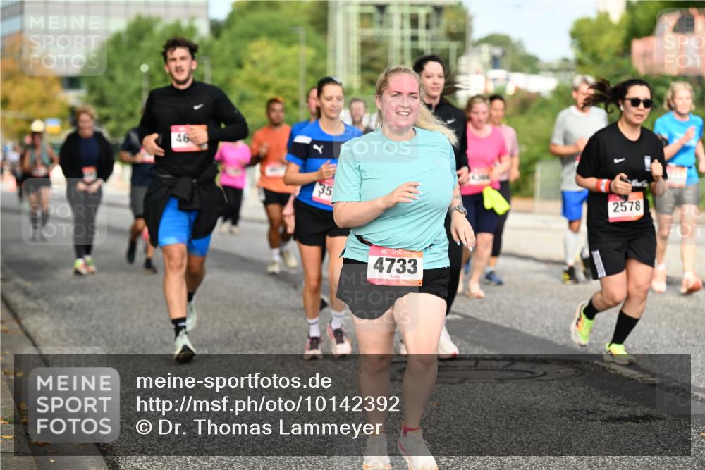06.09.2026 - CURREX Alsterlauf Dr. Thomas Lammeyer http://msf.ph/oto/10142392 06.09.2026 10:11:57 Laufen 35, 4733, 2578 meine-sportfotos.de