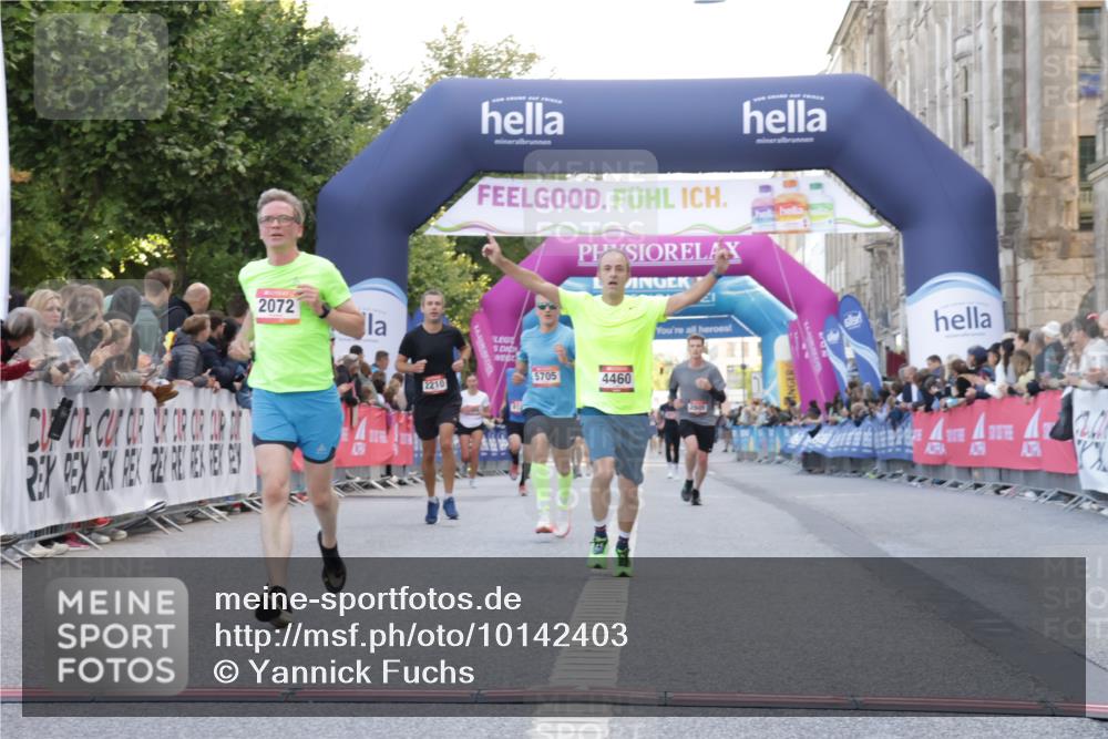06.09.2026 - CURREX Alsterlauf Yannick Fuchs http://msf.ph/oto/10142403 06.09.2026 09:46:57 Ziel 2072, 3678, 4311, 4460, 5198, 5705, 5731, 6162, 6255 meine-sportfotos.de