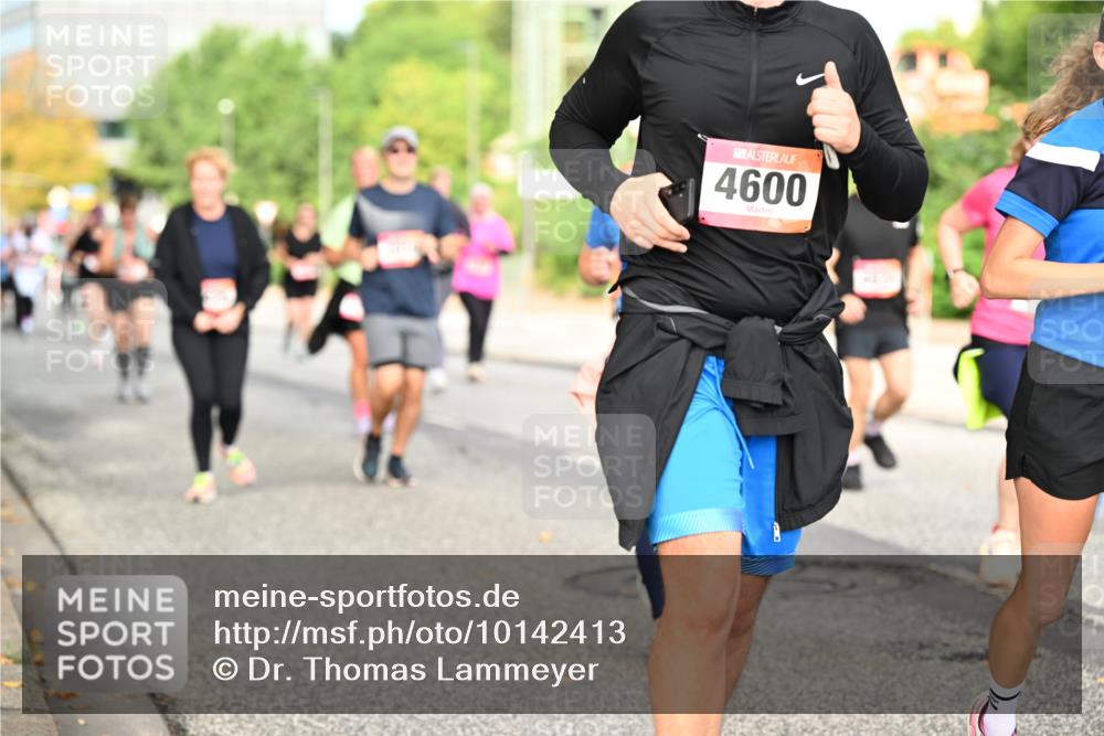 06.09.2026 - CURREX Alsterlauf Dr. Thomas Lammeyer http://msf.ph/oto/10142413 06.09.2026 10:11:59 Laufen 4600 meine-sportfotos.de
