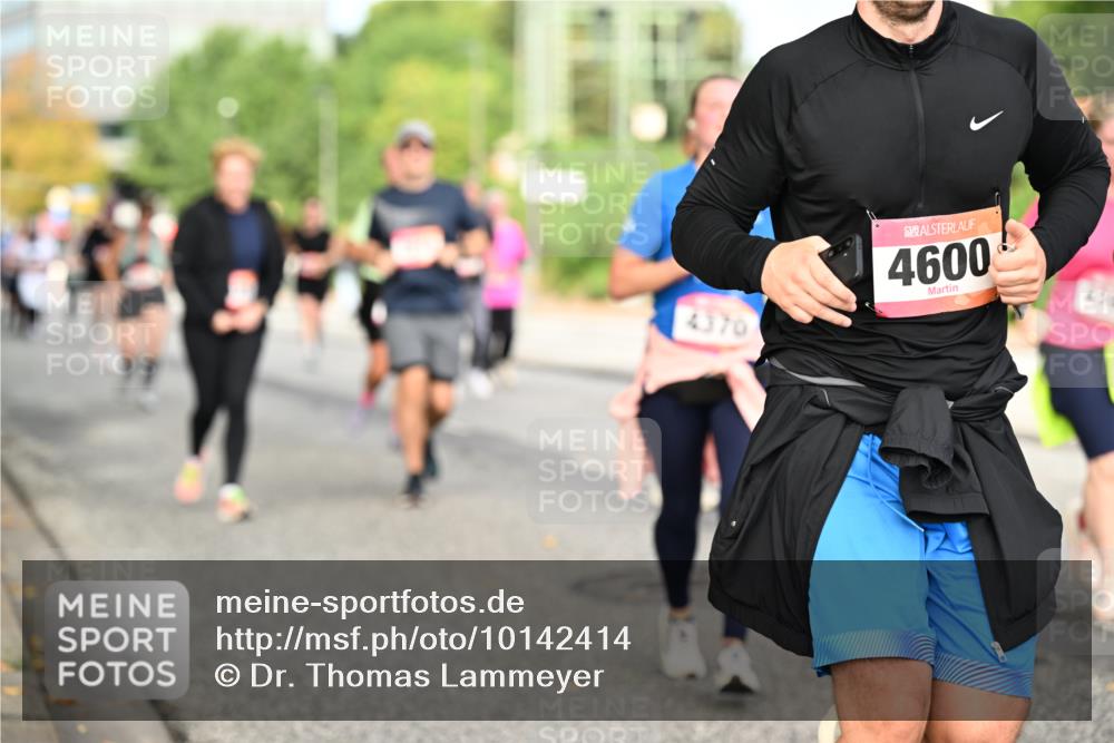 06.09.2026 - CURREX Alsterlauf Dr. Thomas Lammeyer http://msf.ph/oto/10142414 06.09.2026 10:11:59 Laufen 4370, 4600 meine-sportfotos.de