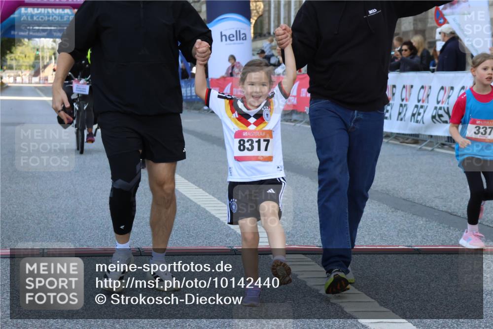 06.09.2026 - CURREX Alsterlauf Strokosch-Dieckow http://msf.ph/oto/10142440 06.09.2026 10:56:24 Ziel 271, 319, 337, 8168, 8317 meine-sportfotos.de