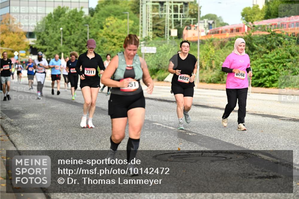 06.09.2026 - CURREX Alsterlauf Dr. Thomas Lammeyer http://msf.ph/oto/10142472 06.09.2026 10:12:06 Laufen 2610, 3311, 51, 6022, 5068 meine-sportfotos.de