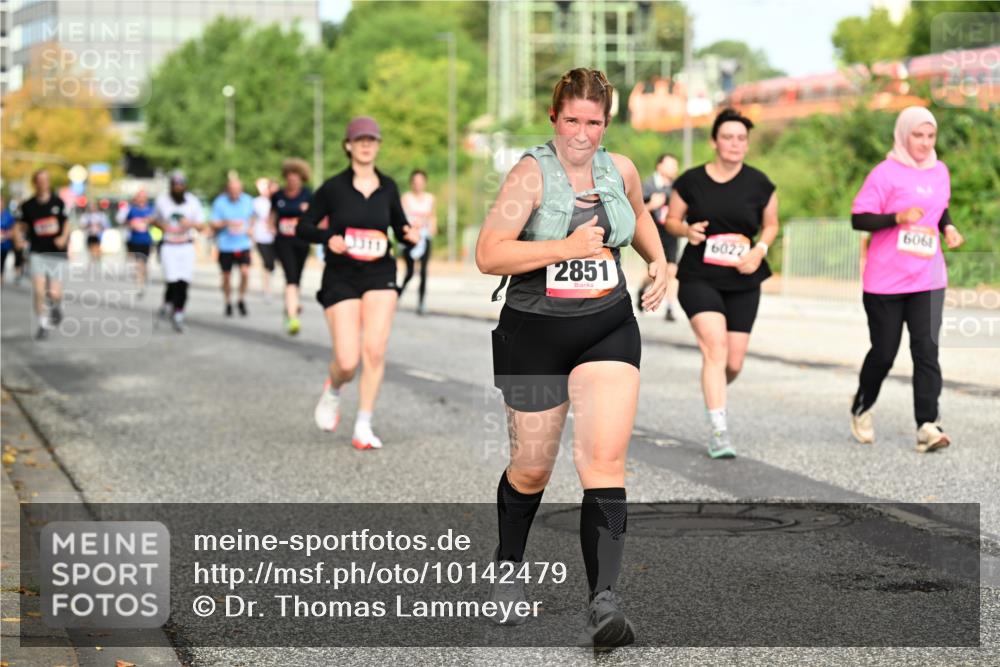 06.09.2026 - CURREX Alsterlauf Dr. Thomas Lammeyer http://msf.ph/oto/10142479 06.09.2026 10:12:06 Laufen 2851, 6022, 6068 meine-sportfotos.de