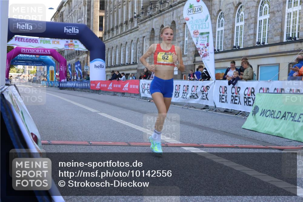 06.09.2026 - CURREX Alsterlauf Strokosch-Dieckow http://msf.ph/oto/10142556 06.09.2026 11:04:46 Ziel 62 meine-sportfotos.de