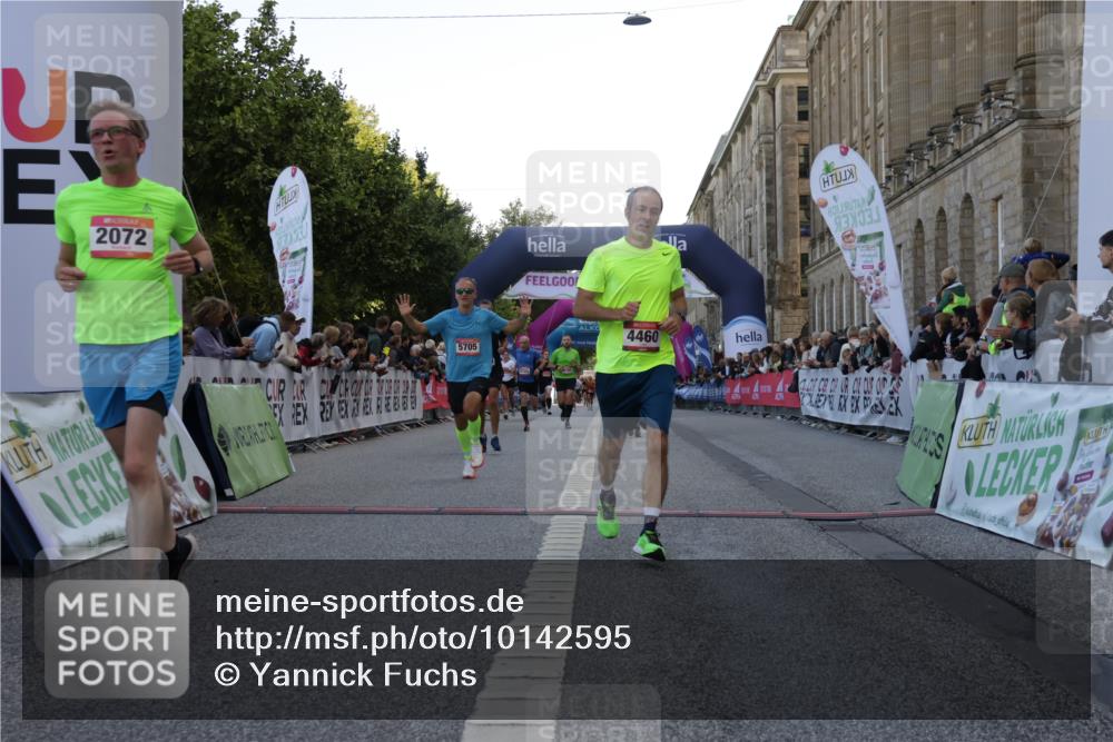 06.09.2026 - CURREX Alsterlauf Yannick Fuchs http://msf.ph/oto/10142595 06.09.2026 09:46:59 Ziel 2072, 2210, 2605, 3678, 4311, 4460, 5198, 5705, 5731, 6162, 6255, 8125 meine-sportfotos.de
