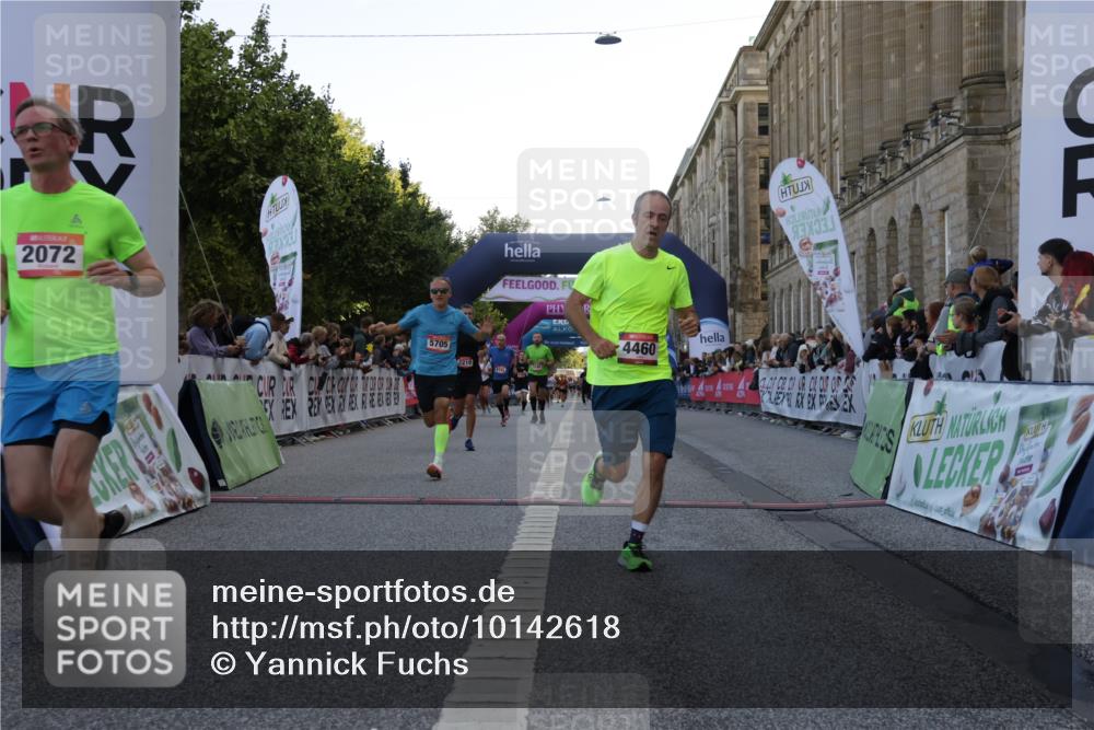 06.09.2026 - CURREX Alsterlauf Yannick Fuchs http://msf.ph/oto/10142618 06.09.2026 09:47:00 Ziel 2072, 2210, 2605, 3678, 4311, 4460, 5198, 5705, 5731, 6162, 6255, 8125 meine-sportfotos.de