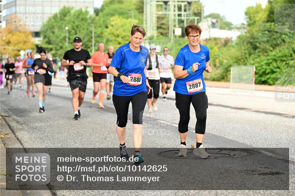 06.09.2026 - CURREX Alsterlauf Dr. Thomas Lammeyer http://msf.ph/oto/10142625 06.09.2026 10:12:21 Laufen 8109, 2880, 3578, 2887 meine-sportfotos.de