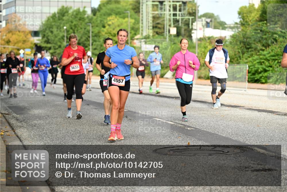06.09.2026 - CURREX Alsterlauf Dr. Thomas Lammeyer http://msf.ph/oto/10142705 06.09.2026 10:12:30 Laufen 3633, 3, 4557, 8283 meine-sportfotos.de