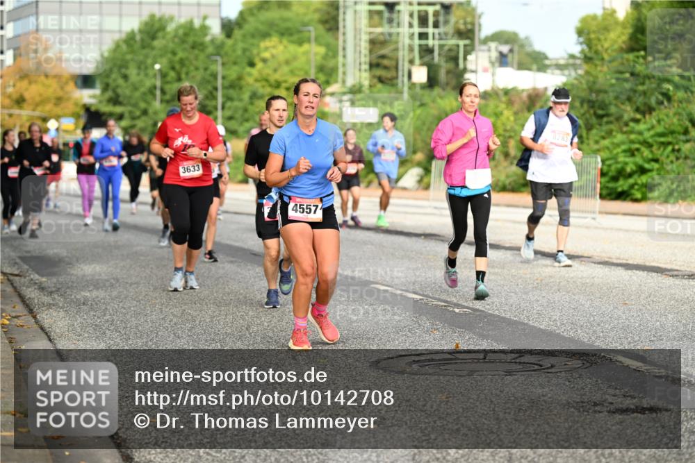 06.09.2026 - CURREX Alsterlauf Dr. Thomas Lammeyer http://msf.ph/oto/10142708 06.09.2026 10:12:30 Laufen 3633, 4557, 8283 meine-sportfotos.de
