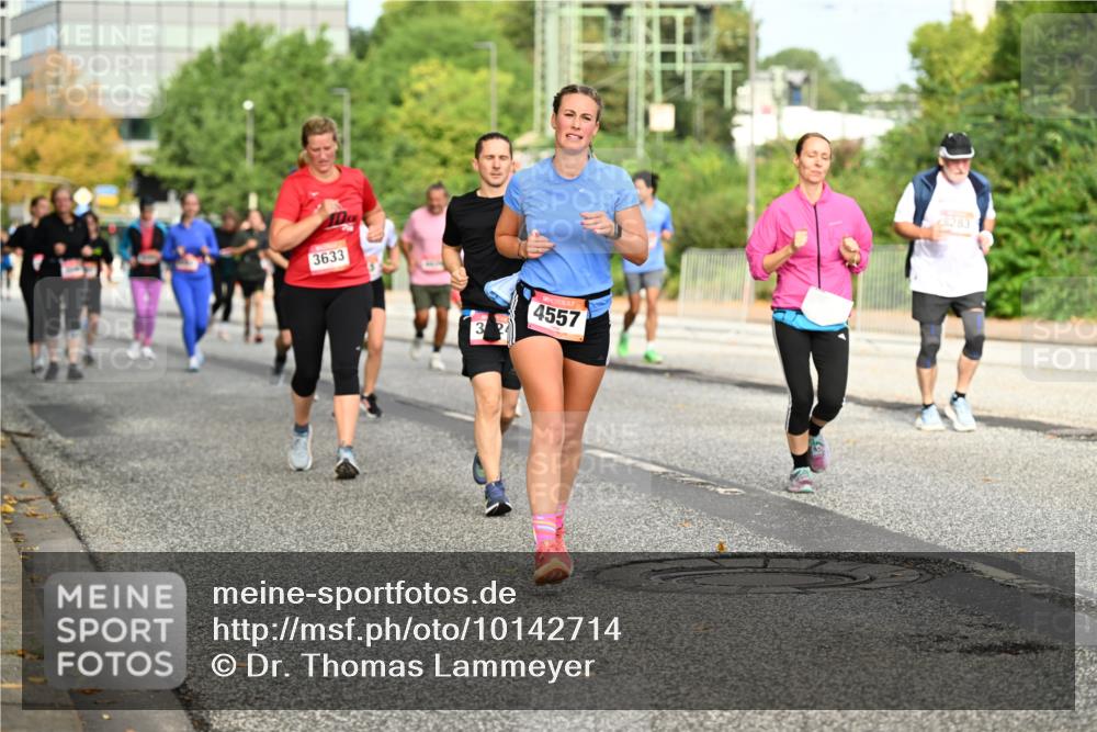 06.09.2026 - CURREX Alsterlauf Dr. Thomas Lammeyer http://msf.ph/oto/10142714 06.09.2026 10:12:30 Laufen 3633, 4557, 283 meine-sportfotos.de