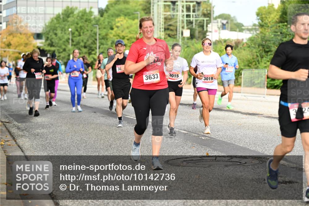 06.09.2026 - CURREX Alsterlauf Dr. Thomas Lammeyer http://msf.ph/oto/10142736 06.09.2026 10:12:33 Laufen 2048, 4353, 38, 3633, 3015, 3019, 4123, 324 meine-sportfotos.de