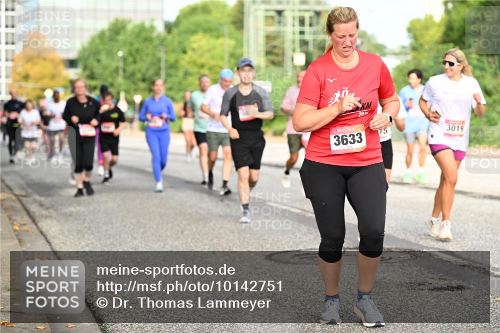 06.09.2026 - CURREX Alsterlauf Dr. Thomas Lammeyer http://msf.ph/oto/10142751 06.09.2026 10:12:34 Laufen 3633, 202, 75, 3019 meine-sportfotos.de
