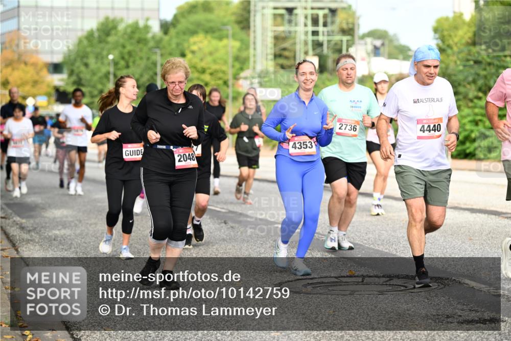 06.09.2026 - CURREX Alsterlauf Dr. Thomas Lammeyer http://msf.ph/oto/10142759 06.09.2026 10:12:38 Laufen 2048, 2014, 4353, 2736, 4440 meine-sportfotos.de