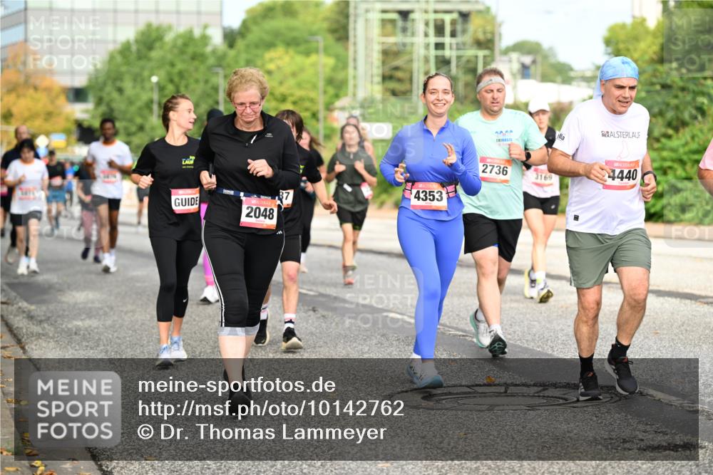 06.09.2026 - CURREX Alsterlauf Dr. Thomas Lammeyer http://msf.ph/oto/10142762 06.09.2026 10:12:38 Laufen 2048, 37, 4353, 20, 24, 2736, 3169, 11, 4440 meine-sportfotos.de