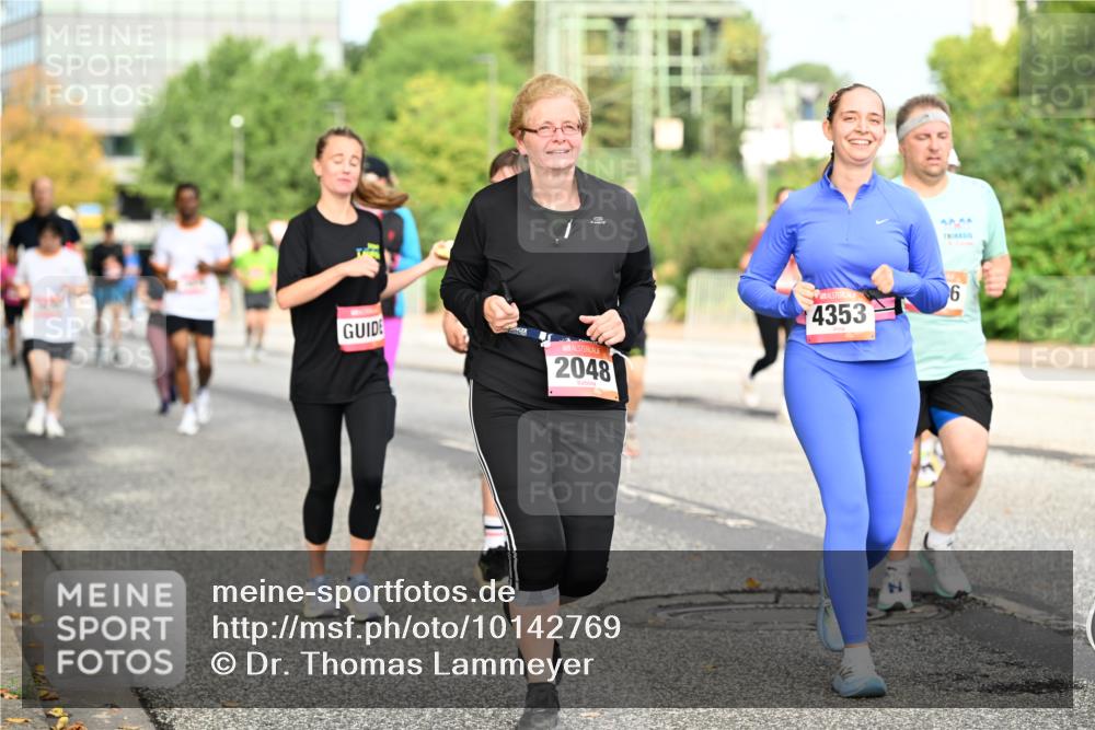06.09.2026 - CURREX Alsterlauf Dr. Thomas Lammeyer http://msf.ph/oto/10142769 06.09.2026 10:12:39 Laufen 2048, 4353, 7034, 6 meine-sportfotos.de