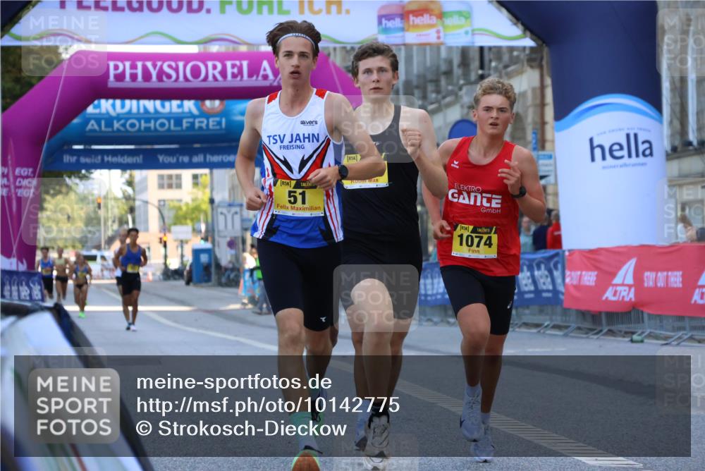 06.09.2026 - CURREX Alsterlauf Strokosch-Dieckow http://msf.ph/oto/10142775 06.09.2026 11:07:40 Ziel 51, 55, 67, 69, 72, 90, 1074 meine-sportfotos.de