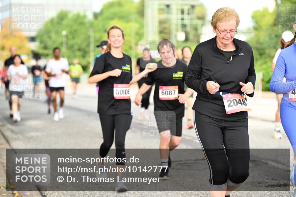 06.09.2026 - CURREX Alsterlauf Dr. Thomas Lammeyer http://msf.ph/oto/10142777 06.09.2026 10:12:39 Laufen 6087, 2048 meine-sportfotos.de