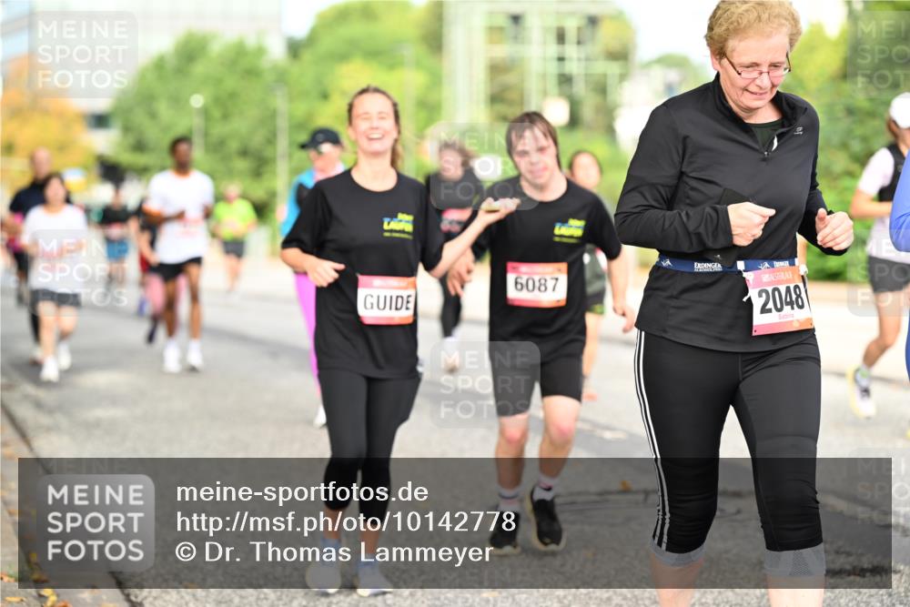 06.09.2026 - CURREX Alsterlauf Dr. Thomas Lammeyer http://msf.ph/oto/10142778 06.09.2026 10:12:40 Laufen 6087, 2048 meine-sportfotos.de