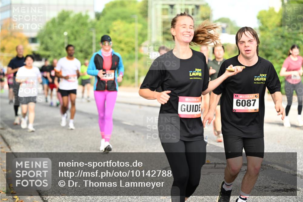06.09.2026 - CURREX Alsterlauf Dr. Thomas Lammeyer http://msf.ph/oto/10142788 06.09.2026 10:12:40 Laufen 6087, 3 meine-sportfotos.de