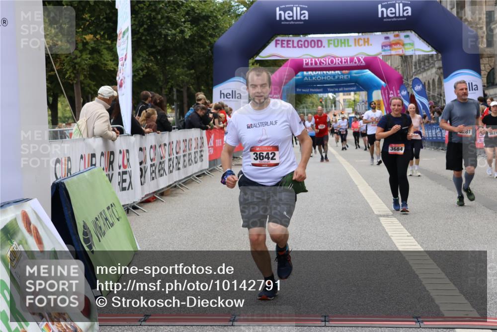 06.09.2026 - CURREX Alsterlauf Strokosch-Dieckow http://msf.ph/oto/10142791 06.09.2026 10:19:45 Ziel 3621, 3642, 3684, 4480, 5281 meine-sportfotos.de