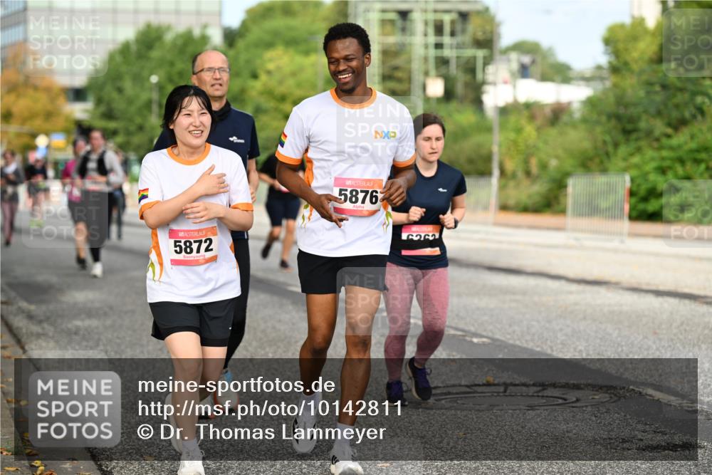 06.09.2026 - CURREX Alsterlauf Dr. Thomas Lammeyer http://msf.ph/oto/10142811 06.09.2026 10:12:46 Laufen 5872, 5876, 6262 meine-sportfotos.de