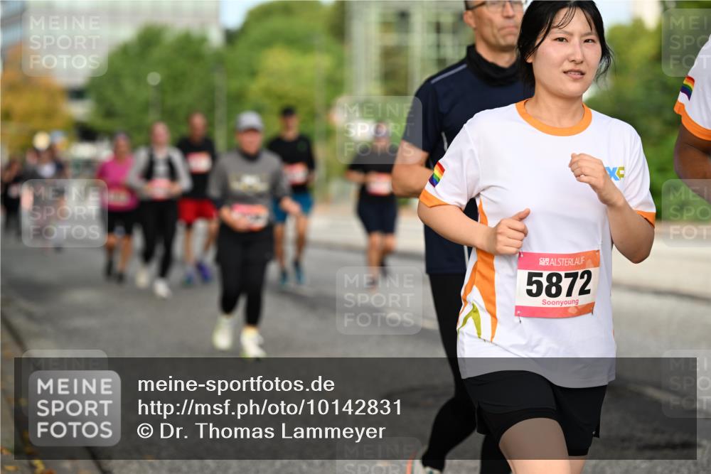 06.09.2026 - CURREX Alsterlauf Dr. Thomas Lammeyer http://msf.ph/oto/10142831 06.09.2026 10:12:48 Laufen 5872 meine-sportfotos.de