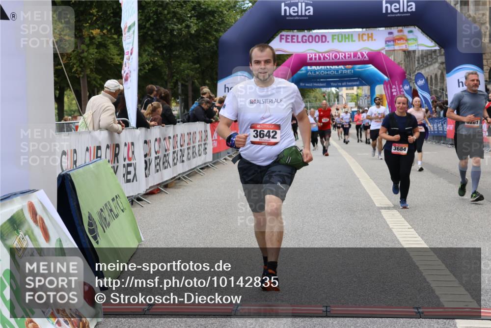 06.09.2026 - CURREX Alsterlauf Strokosch-Dieckow http://msf.ph/oto/10142835 06.09.2026 10:19:45 Ziel 3621, 3642, 3684, 4480, 5281 meine-sportfotos.de