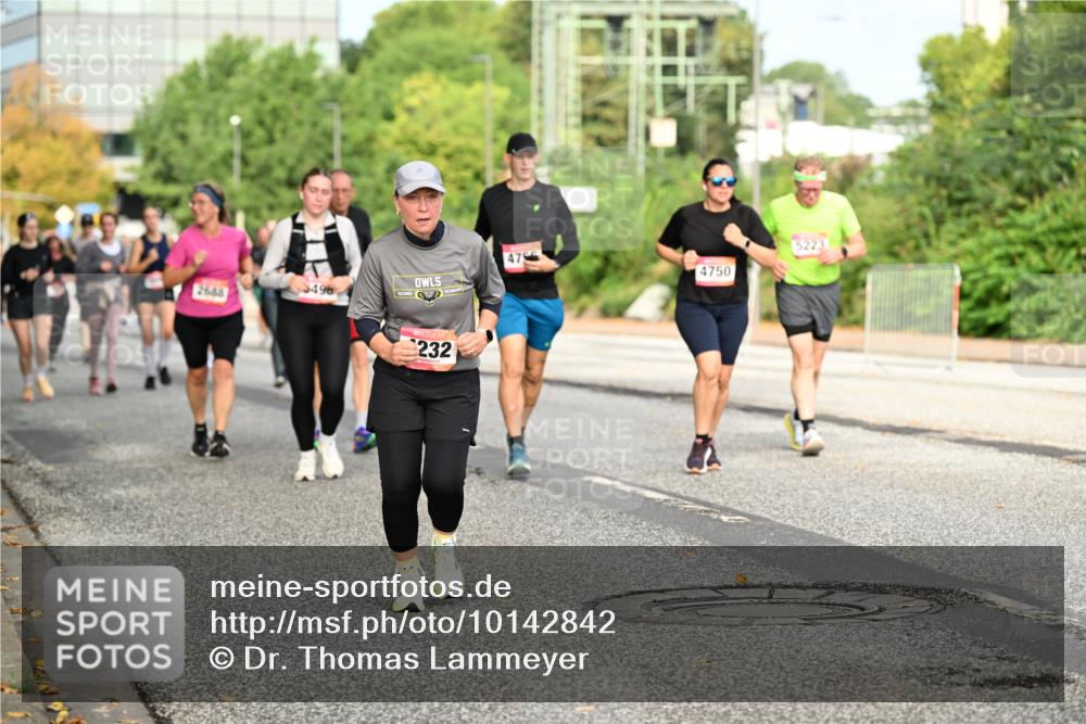 06.09.2026 - CURREX Alsterlauf Dr. Thomas Lammeyer http://msf.ph/oto/10142842 06.09.2026 10:12:49 Laufen 2683, 496, 475, 4750, 5223, 232 meine-sportfotos.de