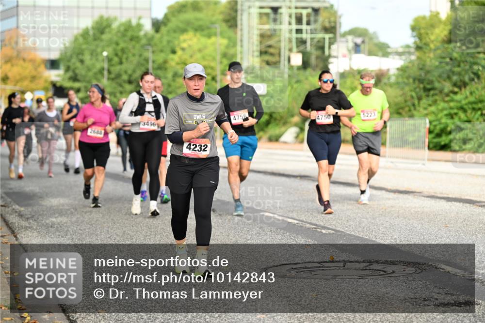 06.09.2026 - CURREX Alsterlauf Dr. Thomas Lammeyer http://msf.ph/oto/10142843 06.09.2026 10:12:49 Laufen 2683, 3496, 4232, 4756, 4750, 5223 meine-sportfotos.de