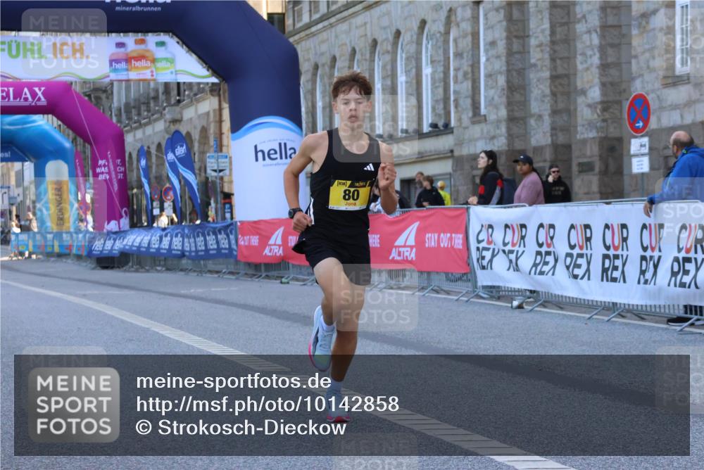 06.09.2026 - CURREX Alsterlauf Strokosch-Dieckow http://msf.ph/oto/10142858 06.09.2026 11:08:13 Ziel 80 meine-sportfotos.de