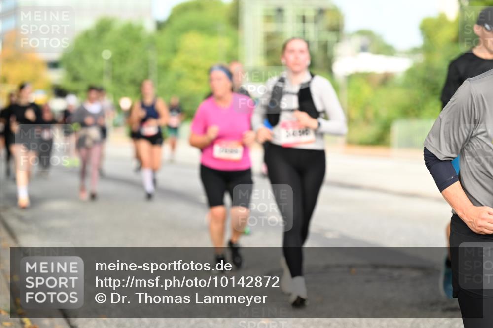 06.09.2026 - CURREX Alsterlauf Dr. Thomas Lammeyer http://msf.ph/oto/10142872 06.09.2026 10:12:52 Laufen  meine-sportfotos.de