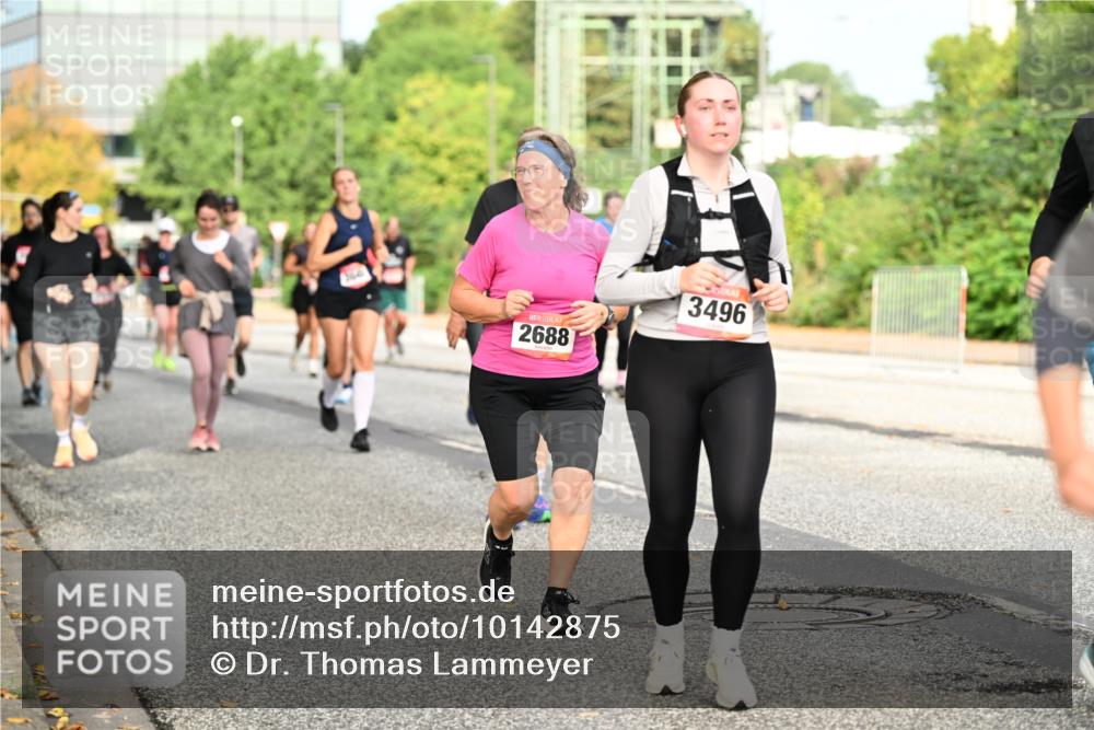 06.09.2026 - CURREX Alsterlauf Dr. Thomas Lammeyer http://msf.ph/oto/10142875 06.09.2026 10:12:52 Laufen 2688, 3496 meine-sportfotos.de
