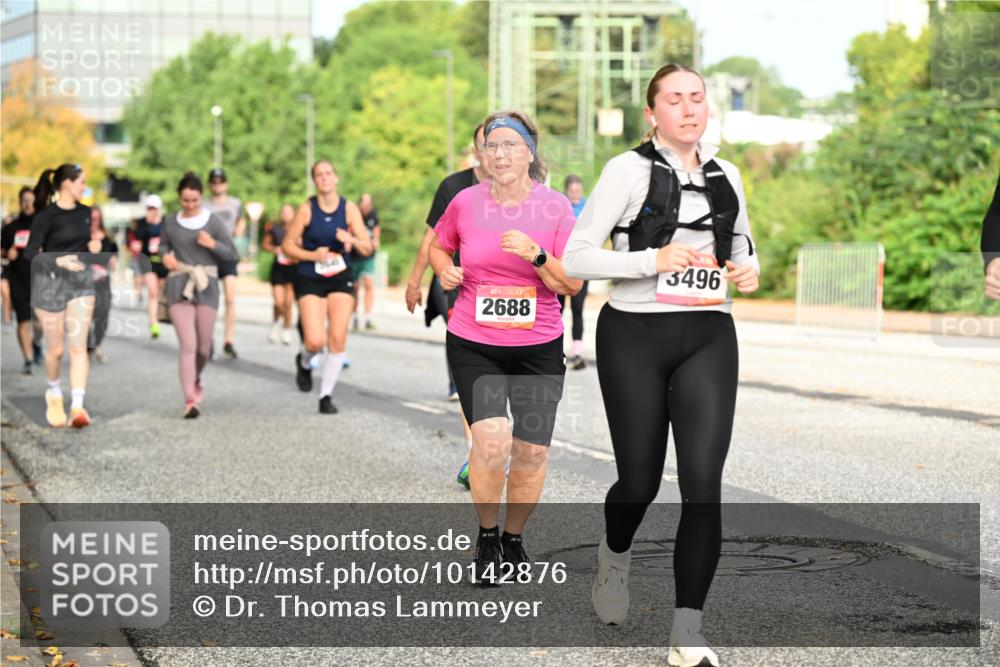 06.09.2026 - CURREX Alsterlauf Dr. Thomas Lammeyer http://msf.ph/oto/10142876 06.09.2026 10:12:53 Laufen 2688, 3496 meine-sportfotos.de