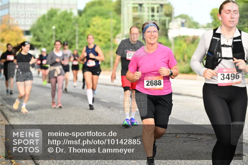 06.09.2026 - CURREX Alsterlauf Dr. Thomas Lammeyer http://msf.ph/oto/10142885 06.09.2026 10:12:53 Laufen 50, 2688, 3496, 860 meine-sportfotos.de