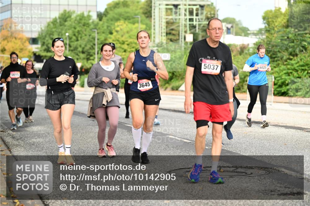06.09.2026 - CURREX Alsterlauf Dr. Thomas Lammeyer http://msf.ph/oto/10142905 06.09.2026 10:12:55 Laufen 5615, 202, 3645, 5037, 6025 meine-sportfotos.de