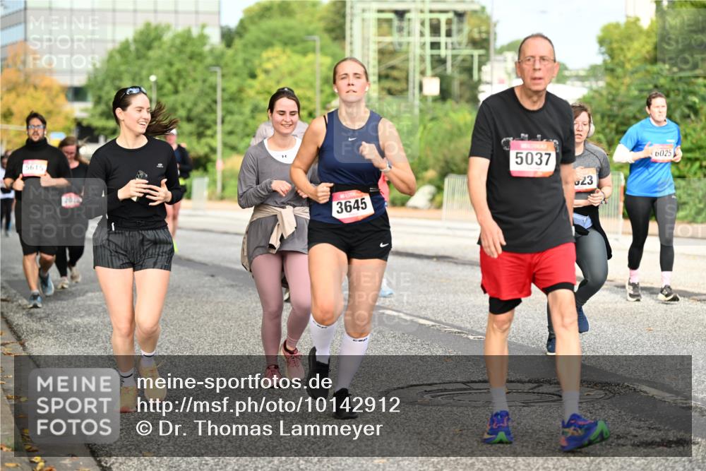 06.09.2026 - CURREX Alsterlauf Dr. Thomas Lammeyer http://msf.ph/oto/10142912 06.09.2026 10:12:56 Laufen 5615, 3645, 5037, 23, 6025 meine-sportfotos.de