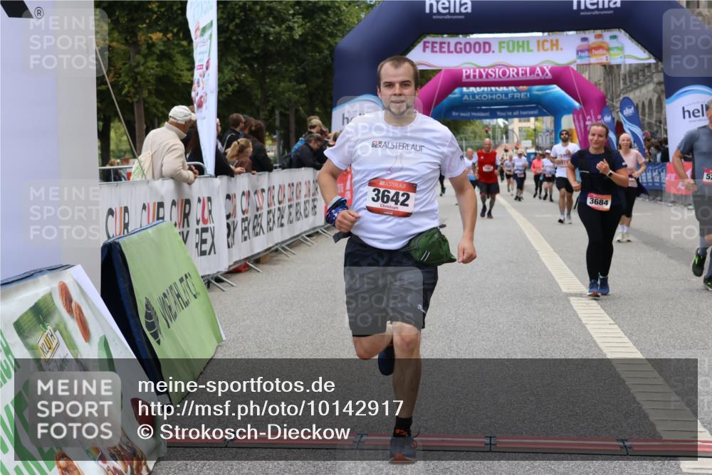 06.09.2026 - CURREX Alsterlauf Strokosch-Dieckow http://msf.ph/oto/10142917 06.09.2026 10:19:45 Ziel 3621, 3642, 3684, 4480, 5281 meine-sportfotos.de