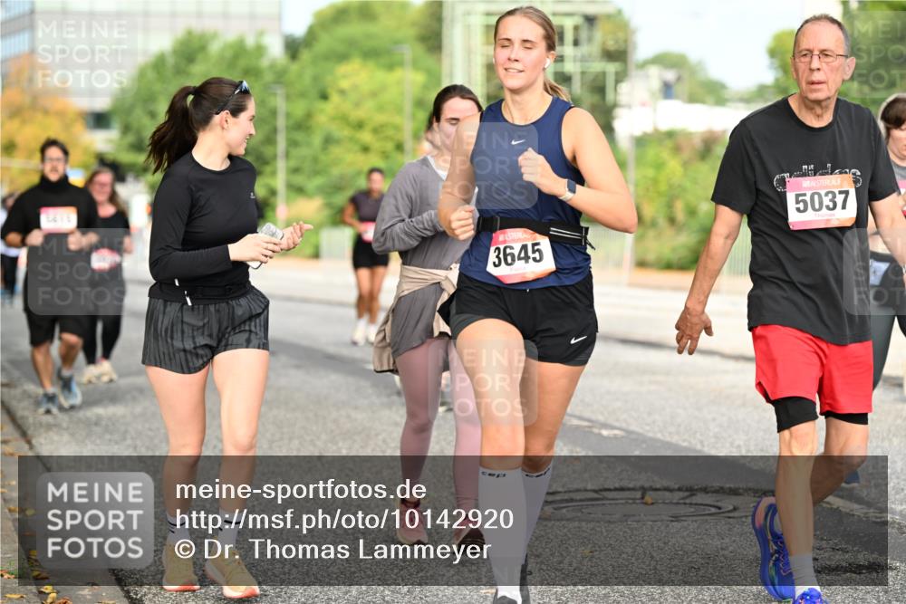 06.09.2026 - CURREX Alsterlauf Dr. Thomas Lammeyer http://msf.ph/oto/10142920 06.09.2026 10:12:57 Laufen 3645, 5037 meine-sportfotos.de