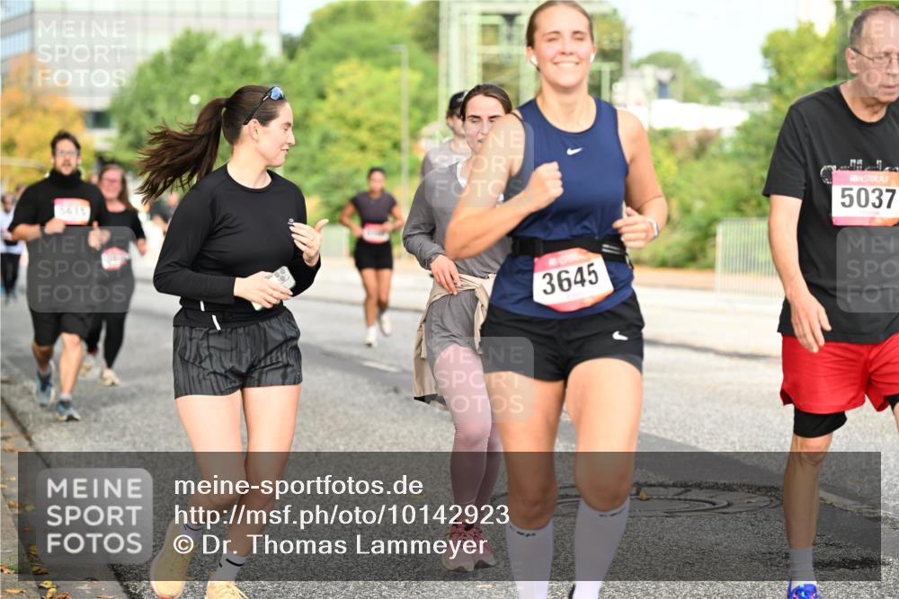06.09.2026 - CURREX Alsterlauf Dr. Thomas Lammeyer http://msf.ph/oto/10142923 06.09.2026 10:12:57 Laufen 3645, 5037 meine-sportfotos.de