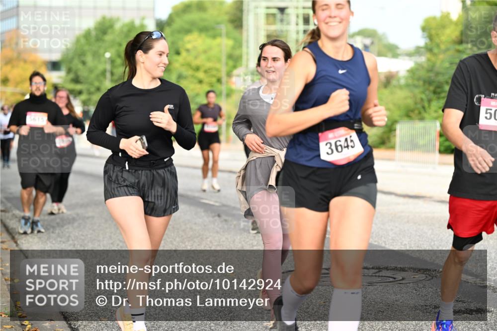 06.09.2026 - CURREX Alsterlauf Dr. Thomas Lammeyer http://msf.ph/oto/10142924 06.09.2026 10:12:57 Laufen 5615, 3645, 50 meine-sportfotos.de