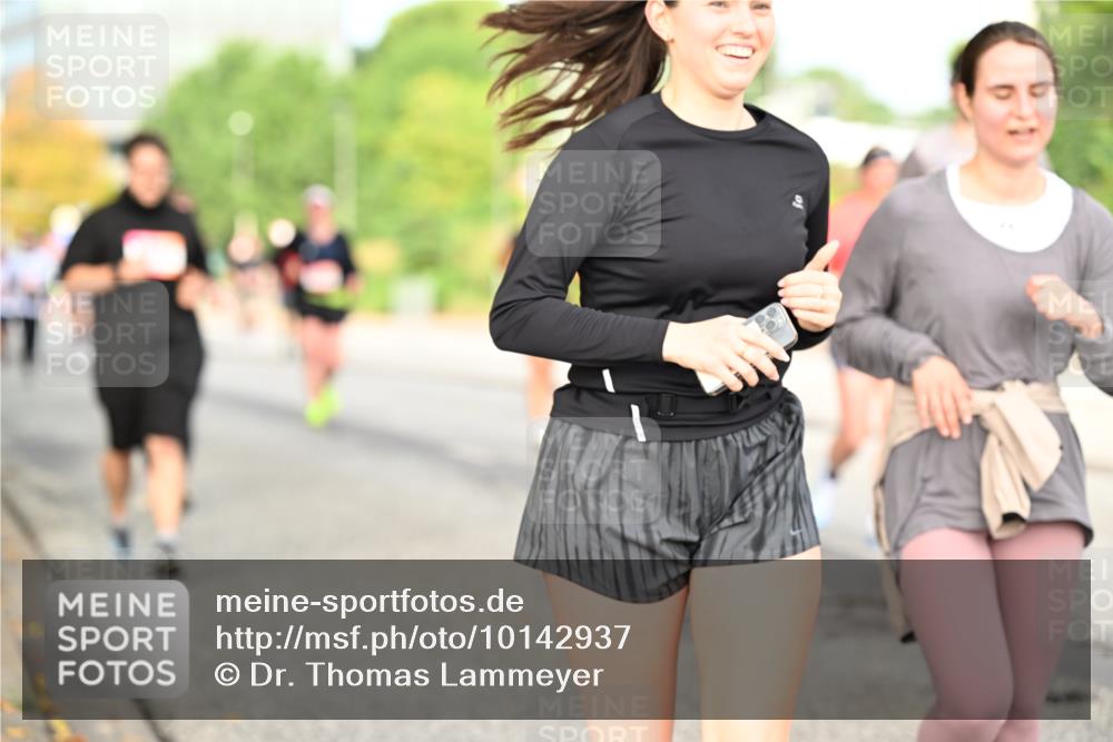 06.09.2026 - CURREX Alsterlauf Dr. Thomas Lammeyer http://msf.ph/oto/10142937 06.09.2026 10:12:59 Laufen  meine-sportfotos.de